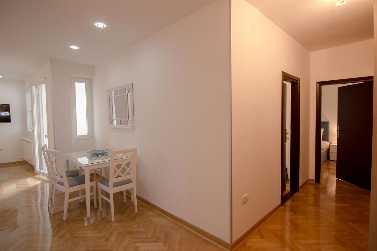 Apartments Near St. Sava Temple Belgrado Esterno foto